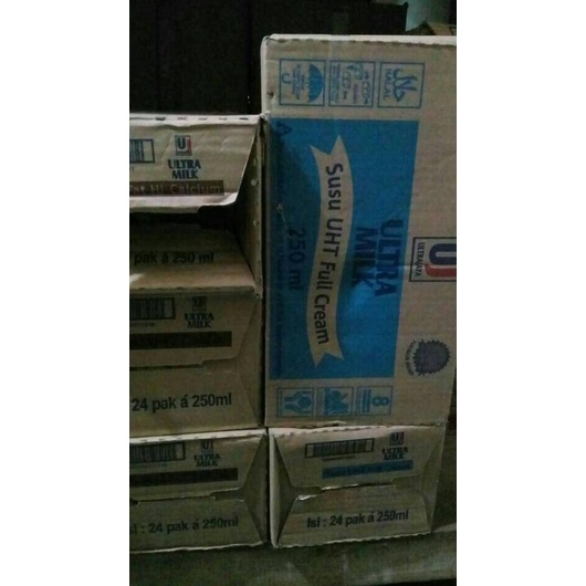 

Susu Ultra Milk 250 ml 1 Dus 24 Pcs - Coklat
