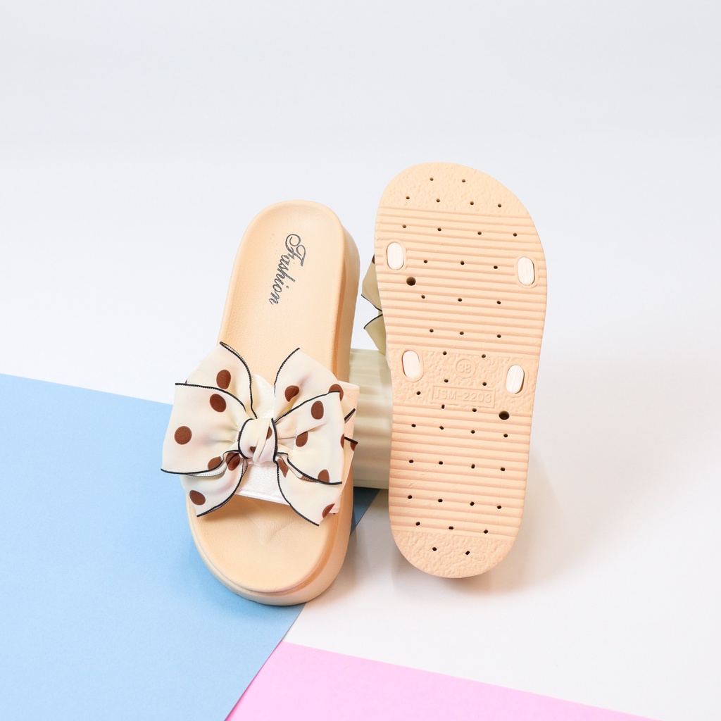 Fania Sandal Wedge Wanita Pita Polkadot Slip On - Demorin