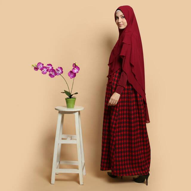Gamis -Dichta