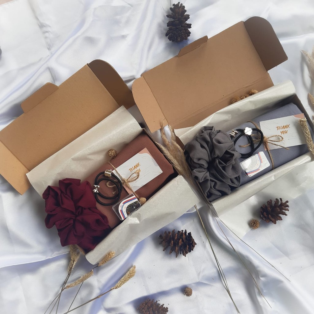 

HAMPERS HIJAB / GIFTBOX / KADO