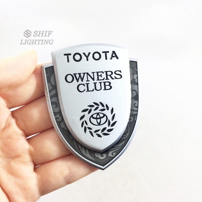 1pc Stiker Emblem Logo Toyota Owners Club Bahan Metal Warna Emas Untuk Dekorasi Mobil