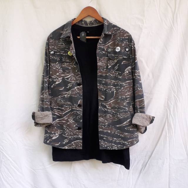 Jaket canvas camo second
