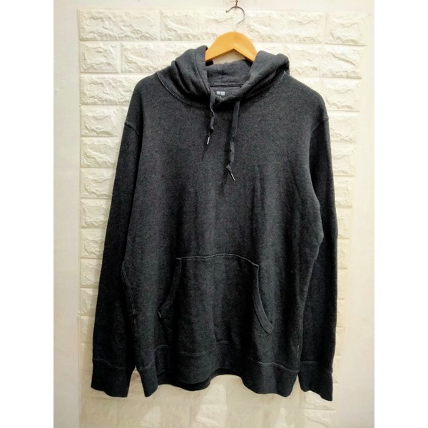 Pullover Hoodie Uniqlo (XL)