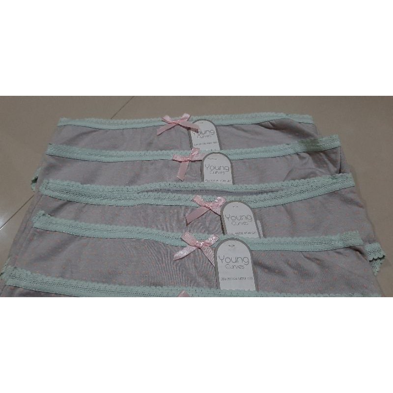 CD Young Hearts Pita