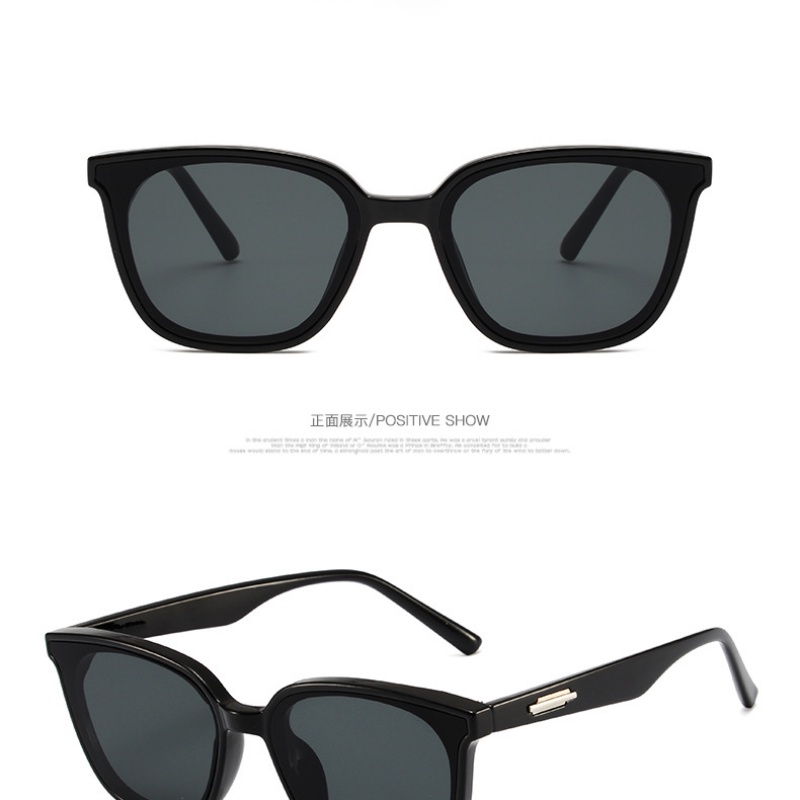 Korea Fashion Kacamata Hitam Wanita Retro Square Shades for Women and Men