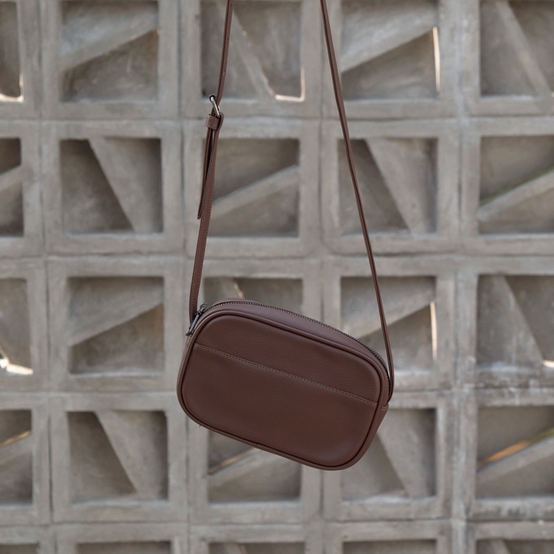 Moza Sling Bag