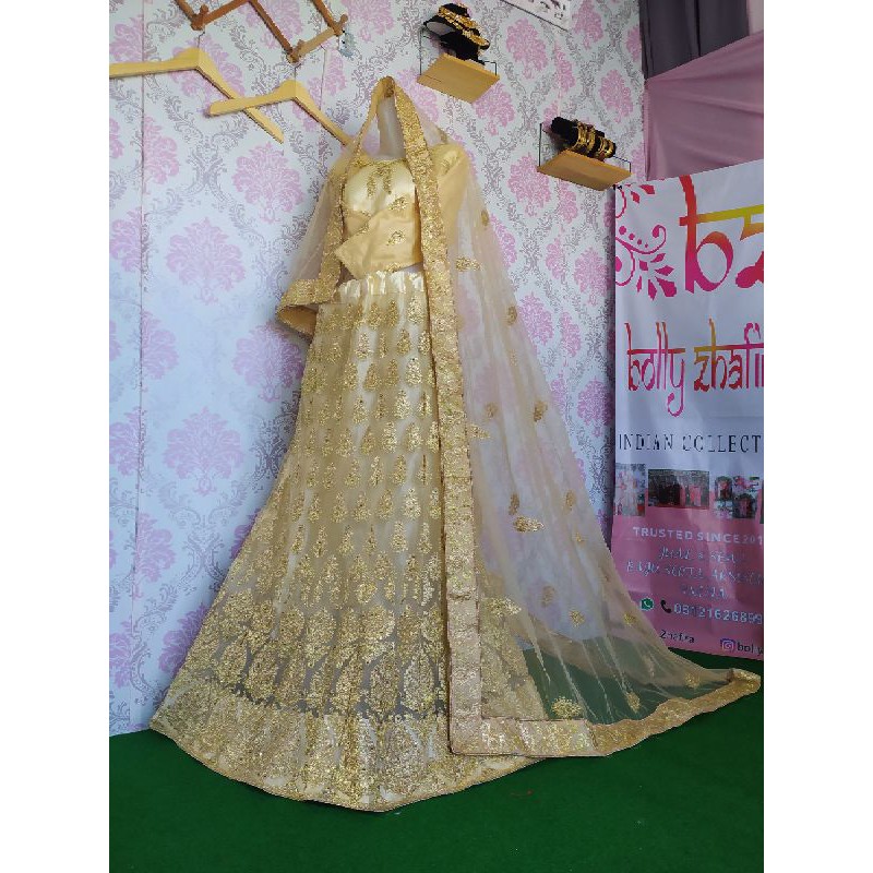 SALE LEHENGA INDIA GOLD PL LIKE NEW