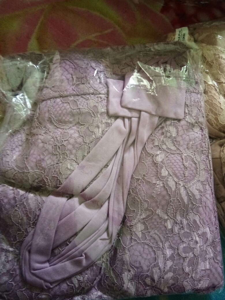 Gamis Maxi Larky / Brukat Komby Tile / Terlaris / Size S-m , L , Xl , Xxl