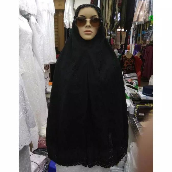 Bergo Katun Renda Hitam Super Panjang Perlengkapan Haji dan Umroh