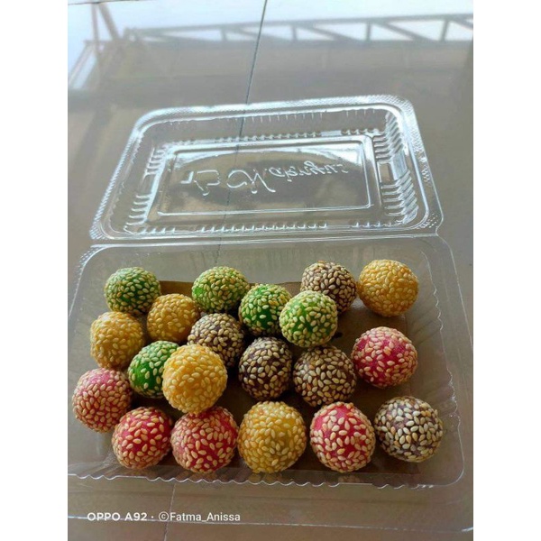 

onde onde mini pelangi isi cokelat