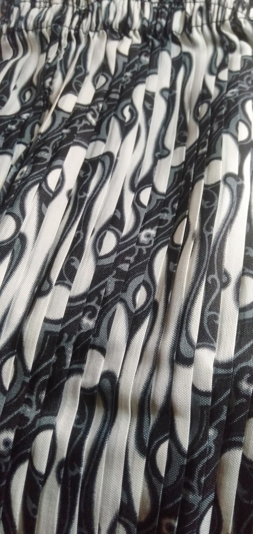 Batik Couple / Baju Batik Couple / Batik Set / Batik Lengan Panjang / Rok Set