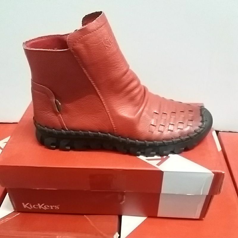 sepatu kickers original wanita 2552