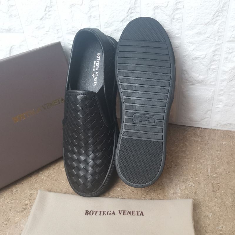 sepatu sneaker slip on kulit asli shoes leather botega