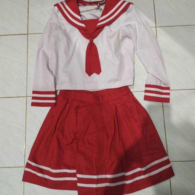 

Seifuku Jepang Warna Merah