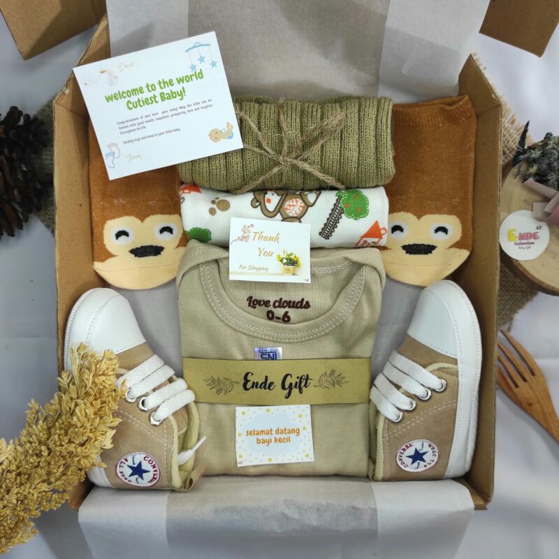 Gift Box Baby / Kado New Born / Kado Bayi/ Baju Bayi / Paket Hadiah Bayi / Hampers Baby Girl / Hampers Baby Boy (BISA COD)-Coksu B