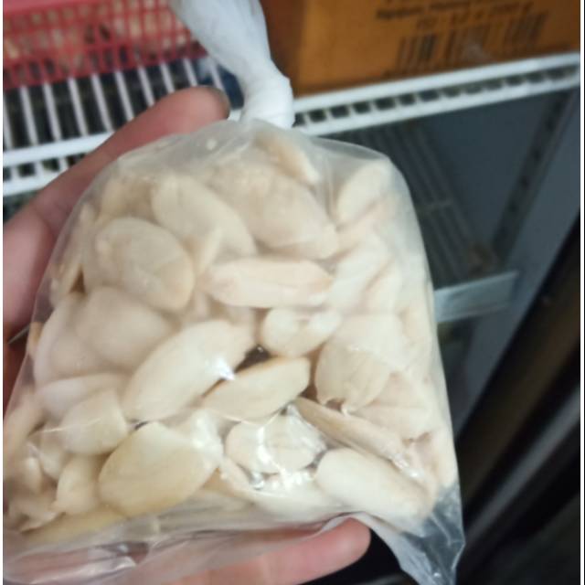 

100 gr Kacang Buah Kenari