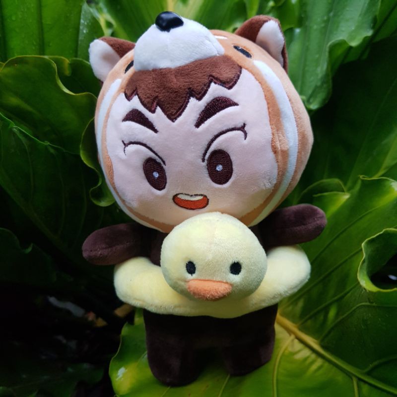 official doll fansite xiumin exo limted edition boneka goods rare