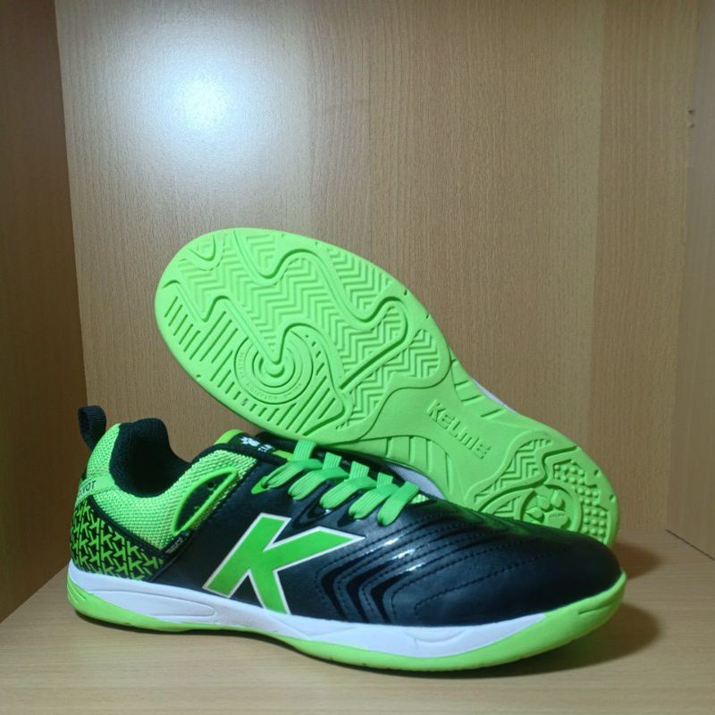 Sepatu FUTSAL KELME - K-PIVOT