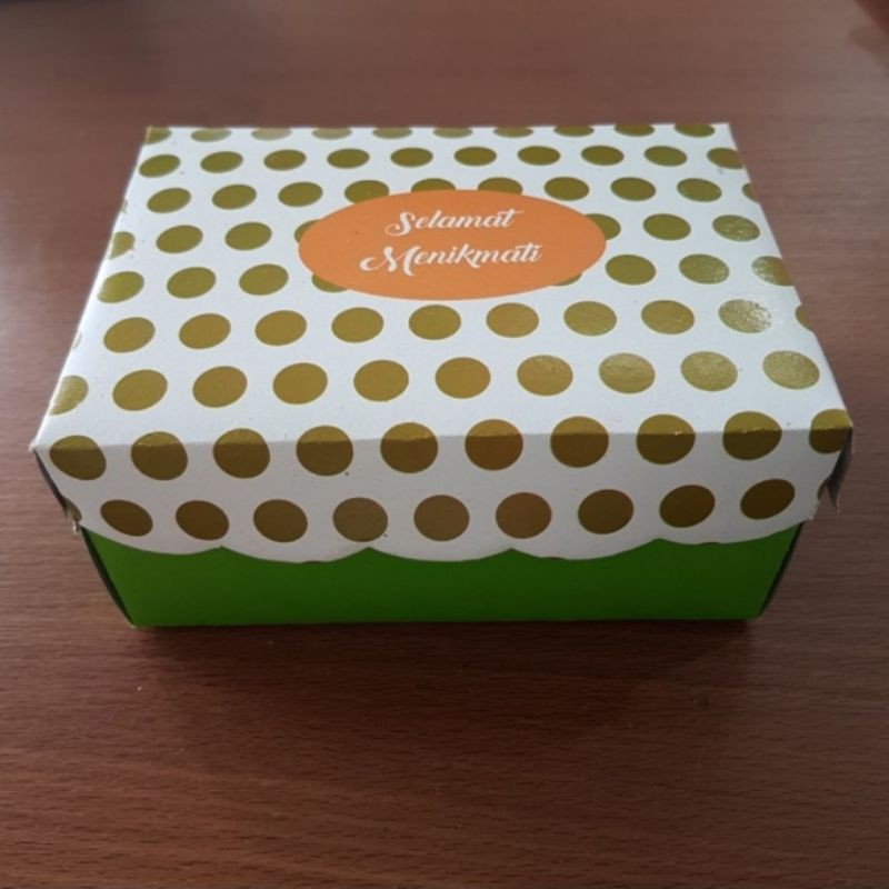 

Kotak kue / Kotak Jajan R3 Warna
