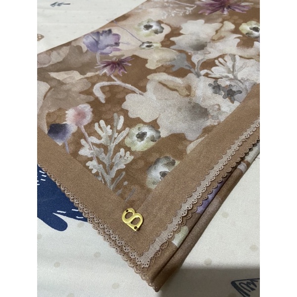 preloved buttonscarves fiore