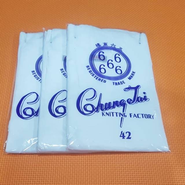 3 pc Kaos oblong pria bahan sutra merk Chungtai ( 5 x 6)