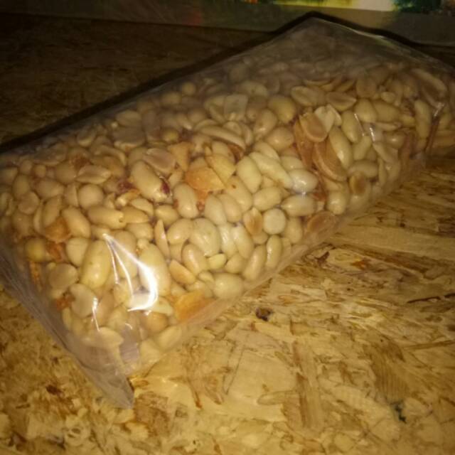 

Kacang Bawang 1kg original renyah dan murah
