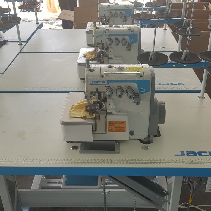 Mesin obras jack servo E3-5 benang lima