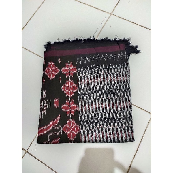 sarung tenun goyor