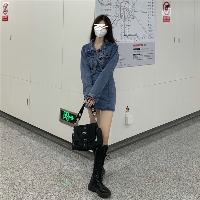 Jas Wanita 2022 Musim Panas Baru Retro Goreng Street Jaket Denim Pendek Manis dan Pedas Suspender Ga