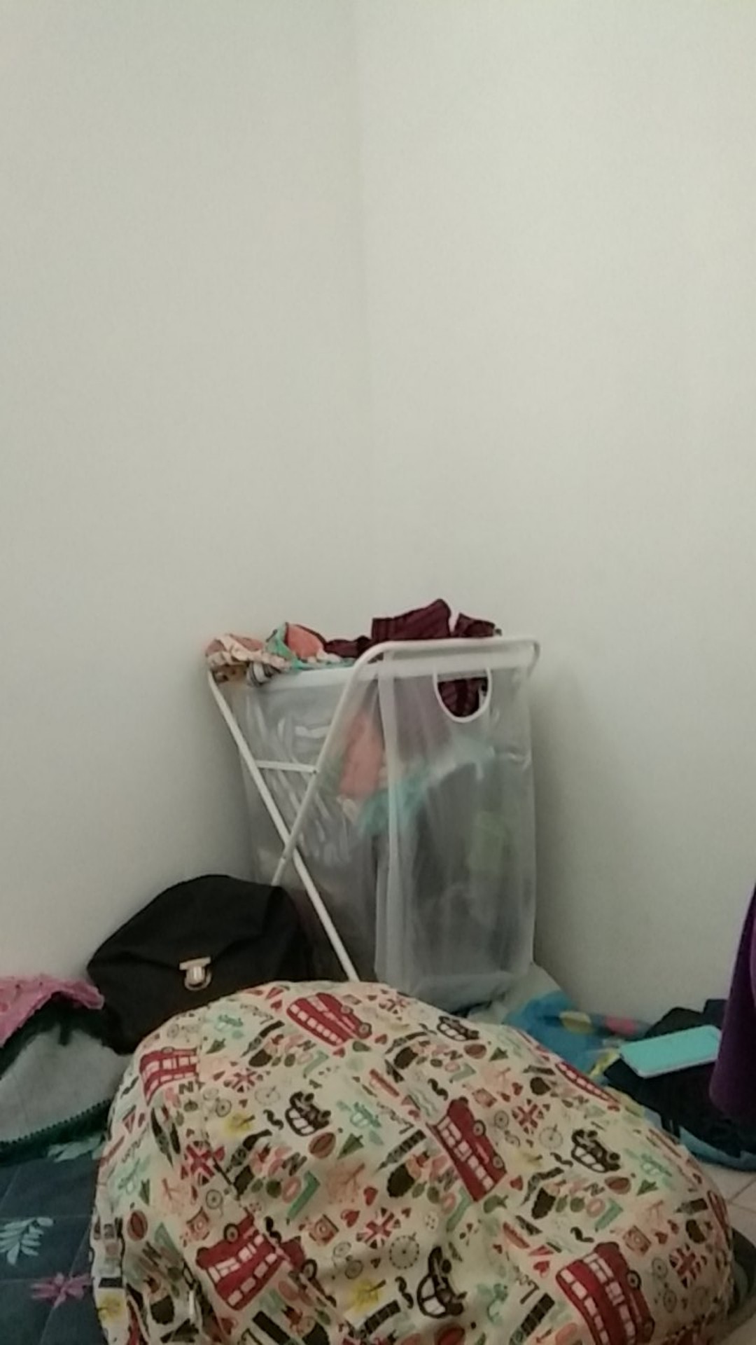 Keranjang Baju Kotor