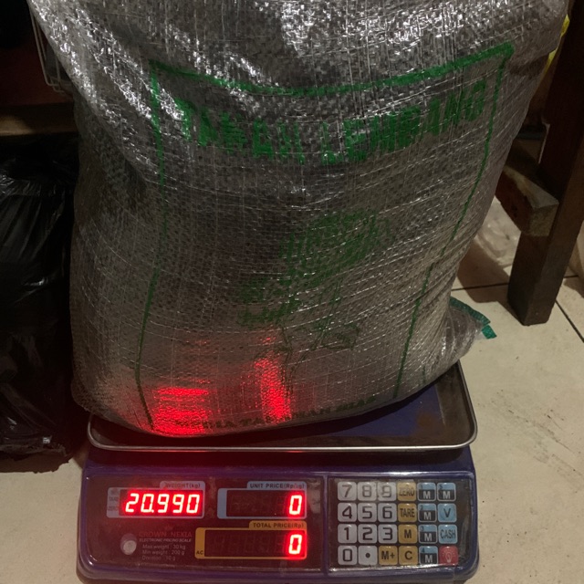Tanah Lembang 1 karung isi kurang lebih 20 kg