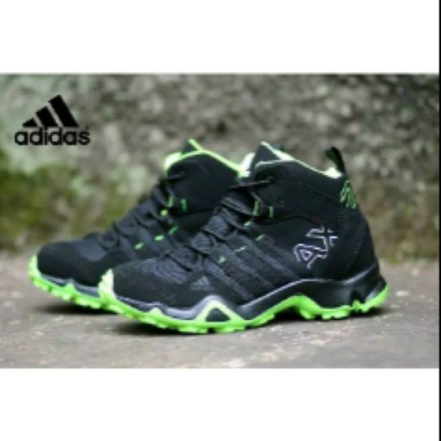 Sepatu Voli / Voly Profesional - Ballistic MD X