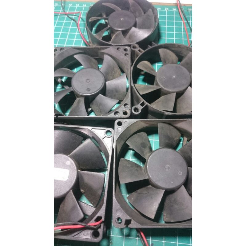 kipas dc 12v  fan dc 8x8