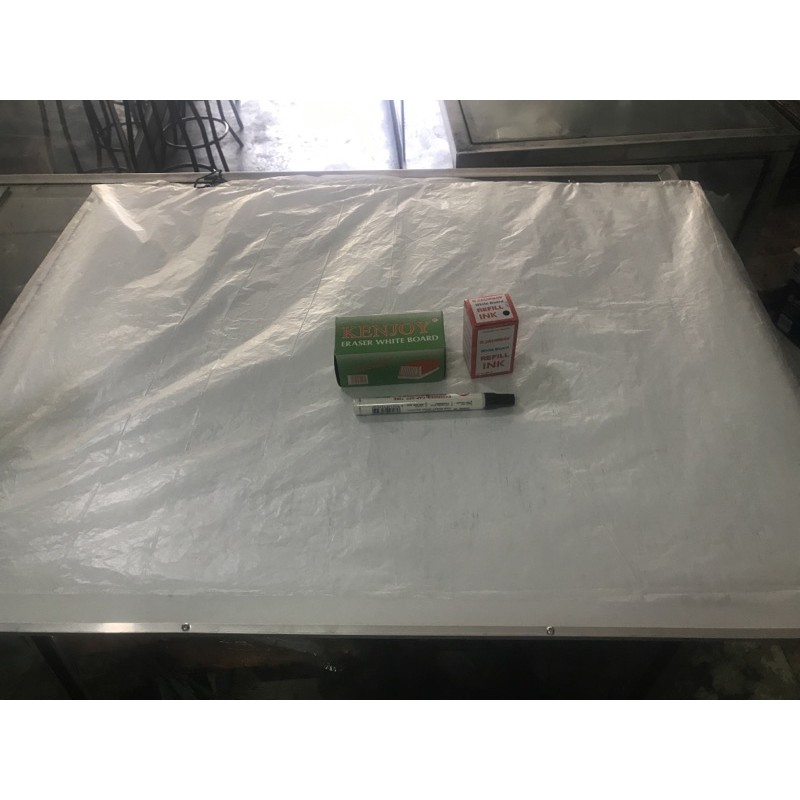 

1 set Papan tulis kecil