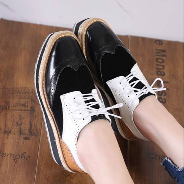 SEPATU WANITA FASHION ARRIVAL PRADA WEDGES SHOES HITAM