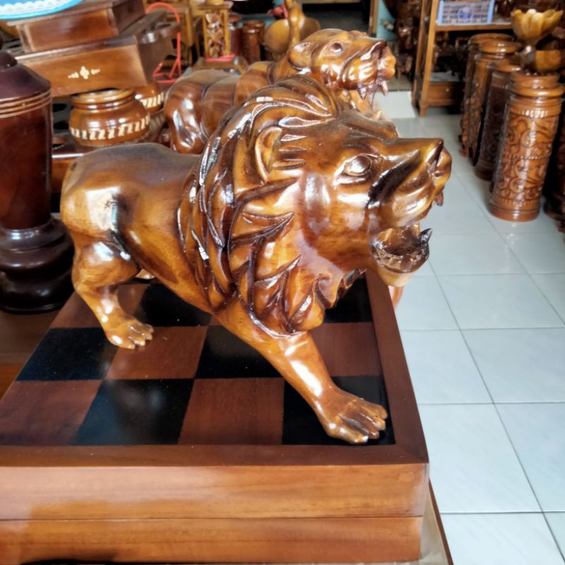 PATUNG SINGA KAYU JATI PATUNG KAYU PATUNG UKIR KAYU PATUNG JATI KERAJINAN KAYU HIASAN RUMAH PAJANGAN