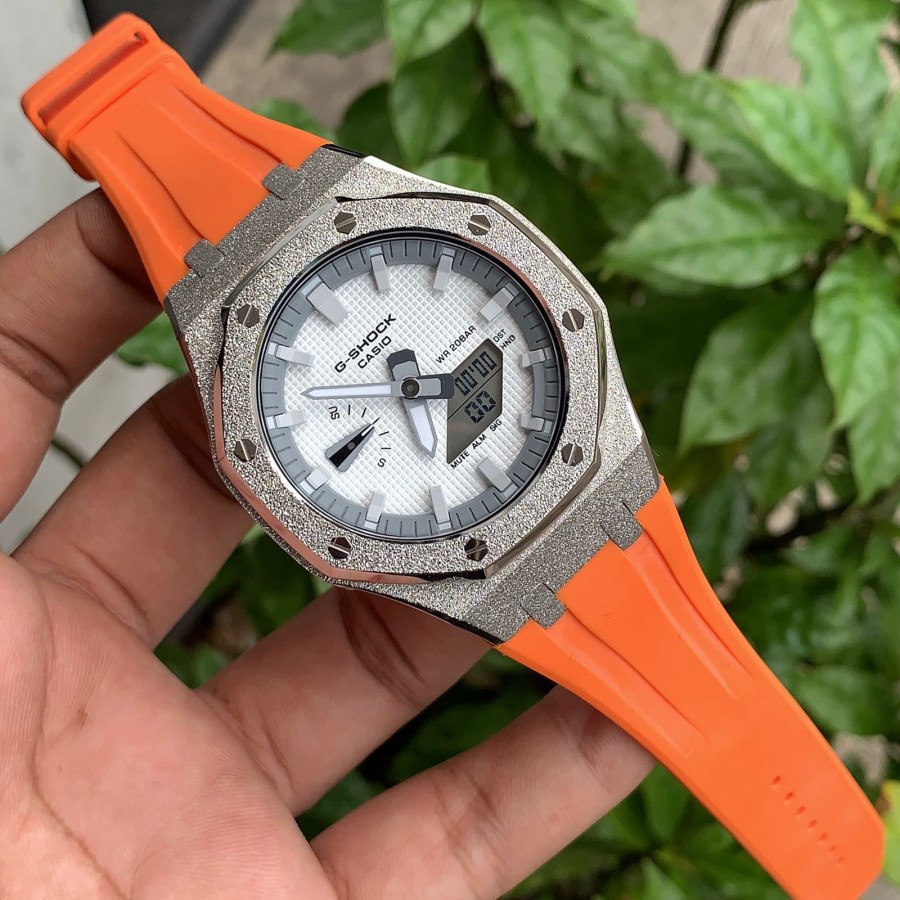 Casioak Gshock GA 2100 White Face Diamond Silver Rubber Orange 44mm