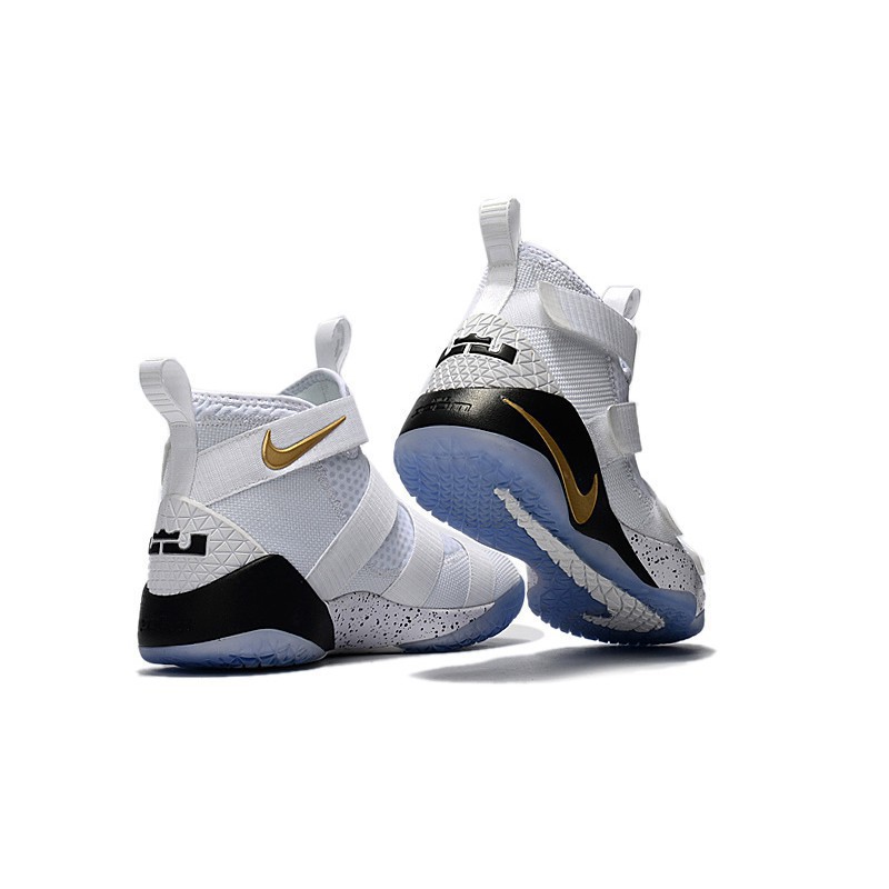 sepatu basket nike lebron