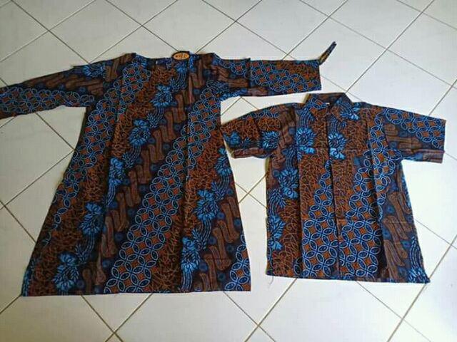 Kemeja Batik Couple Kawong Biru Motif Tukaran