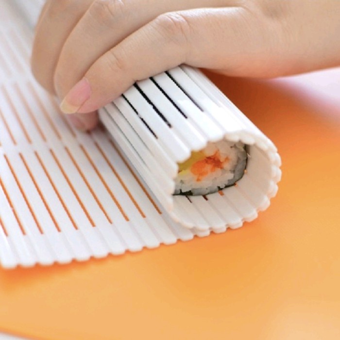 PUTIH-SUSHI Roller Alas Gulung Tikar Penggulung Sushi Makisu Mat Roll