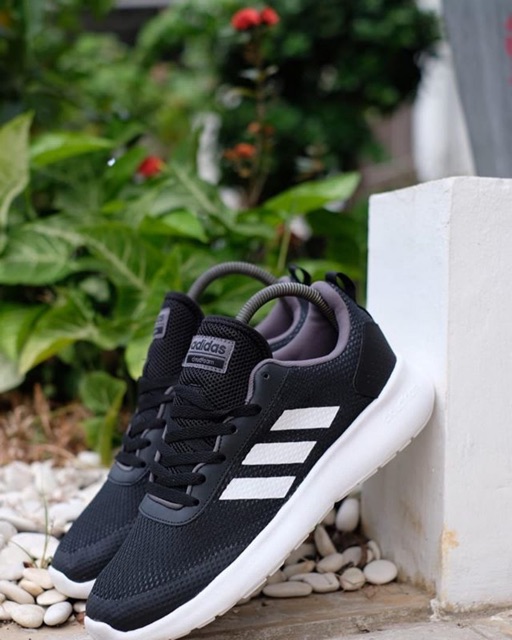 Adidas QT Racer Black White