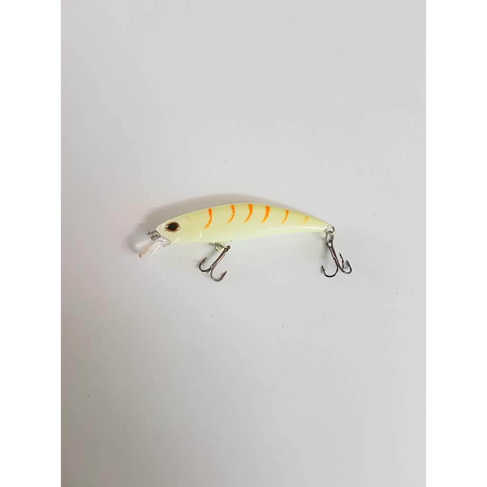 Umpan Casting Fishing Lure Minnow Wobbler 6CM 5G