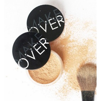 ★ BB ★ MAKE OVER Silky Smooth Translucent Powder (35 Gr) - Makeover Bedak Tabur