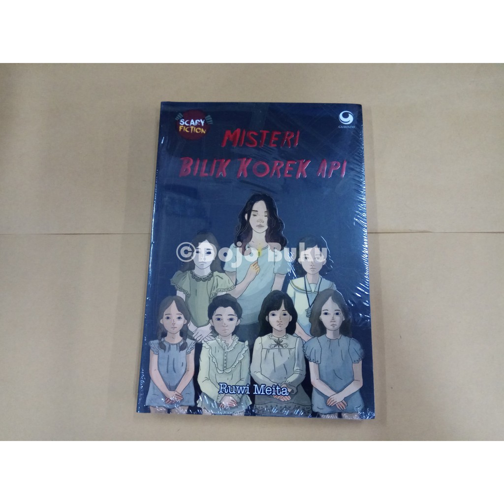 Misteri Bilik Korek Api by Ruwi Meita