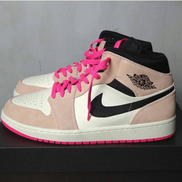 Air Jordan 1 Mid Crimson Tint