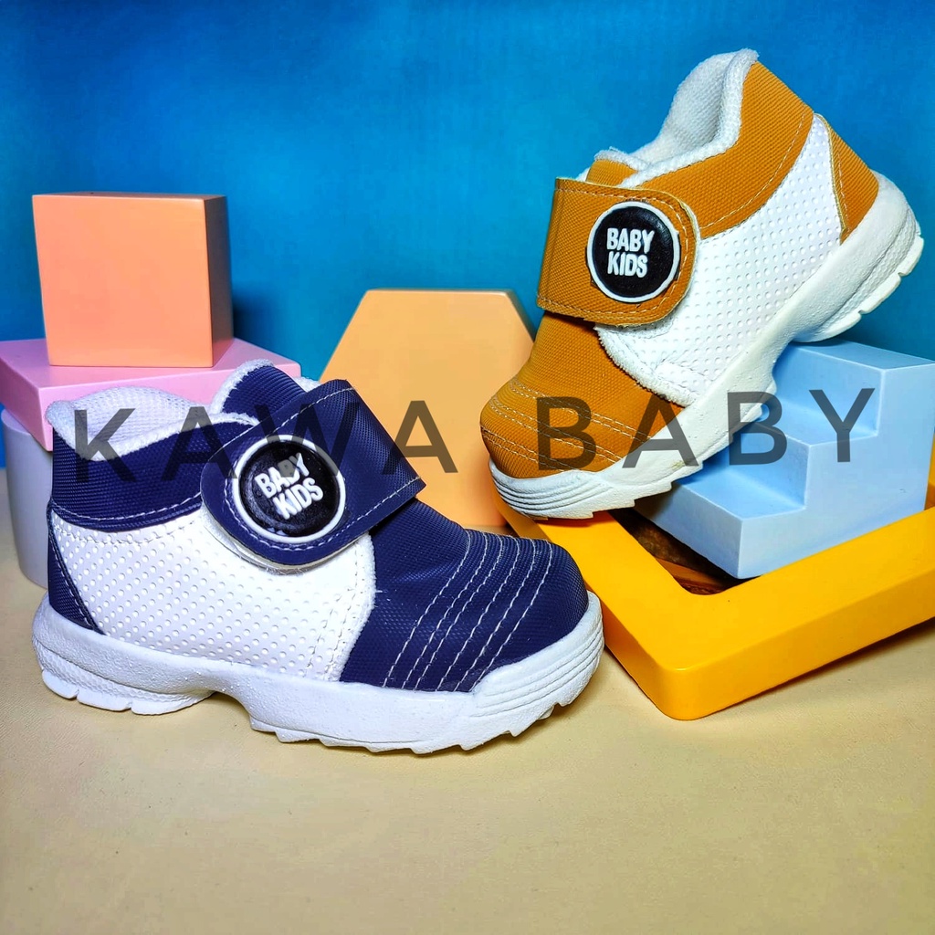 Sepatu prewalker 1 2 3 unisex HUMER dengan 2 pilihan warna