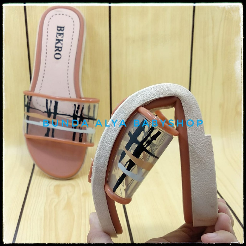 Sandal Wanita Slop TAN Kotak Size 36 - 40  - Sendal Slop Wanita Alas Karet BEKRO - Sendal Cewek SALE