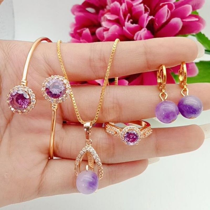 set ungu anting giok  model terbaru