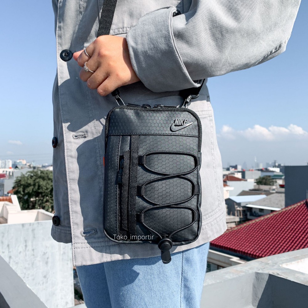 Tas Slingbag Nike Mini Waterproof Tas Selempang Pria Unisex Mirror Ori