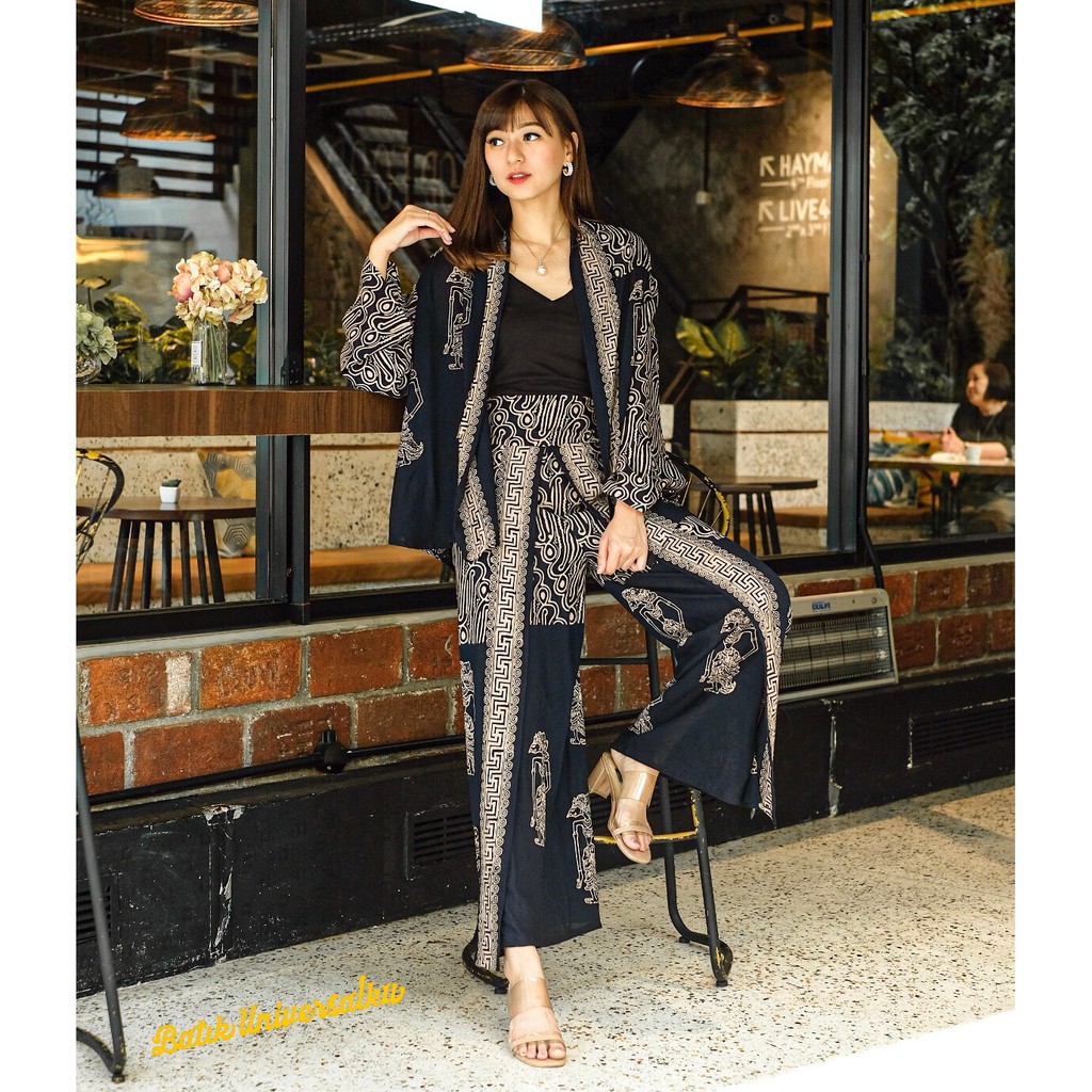BATIK UNIVERSALKU - Setelan Batik Wanita Cardigan dan Celana panjang - wayang
